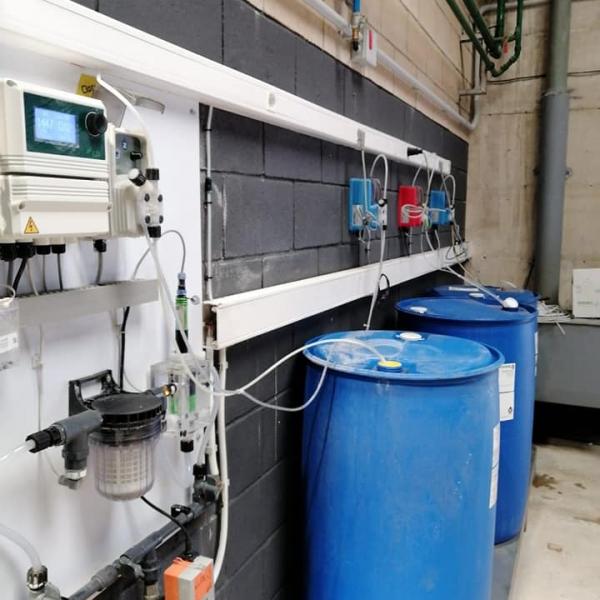 Tratamiento de agua de alimentación en calderas, descalcificadores, ósmosis y torres de refrigeración